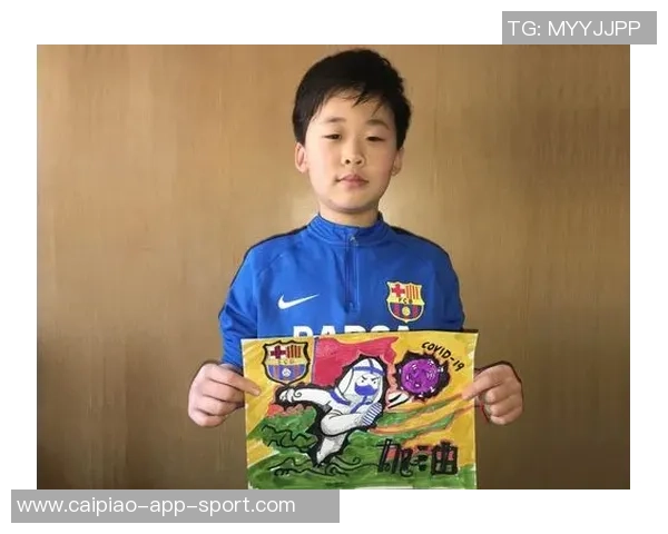 费尔明回乡参加巴萨球迷协会成立活动与球迷亲密互动签名留念 费尔明回乡参加巴萨球迷协会成立活动与球迷亲密互动签名留念